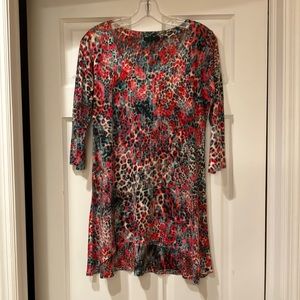 Nally & Millie small high low hem colorful top